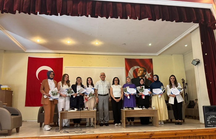 Mezunlar Okullarına Döndü, Öğrencilerle Tecrübelerini Paylaştı