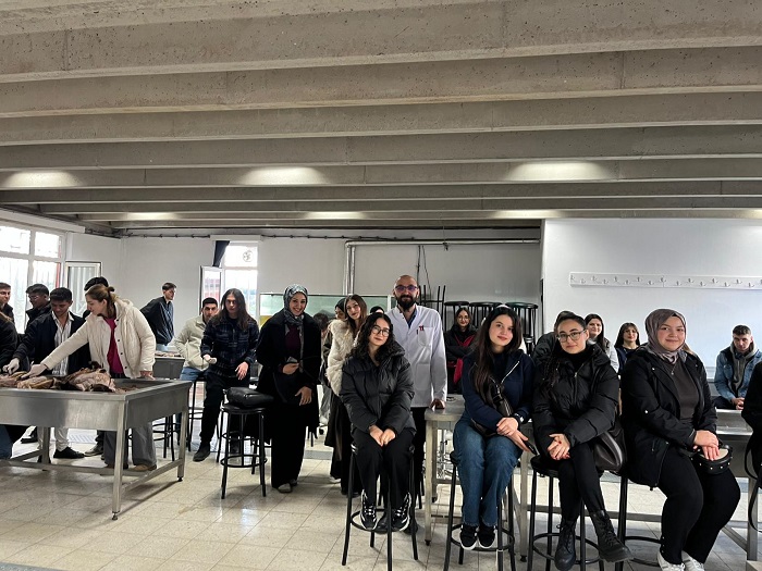 Veterinerlik Bölümü Öğrencilerine Anatomi Laboratuvarı Teknik Gezisi